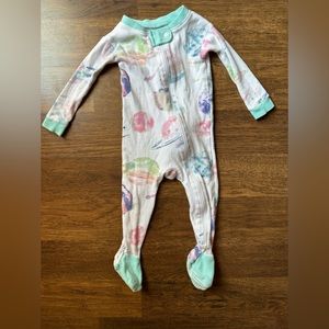 Burt’s Bees zip pajamas 6-9 month